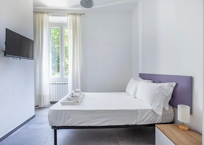 Ponte Milvio 3 Bedroom *