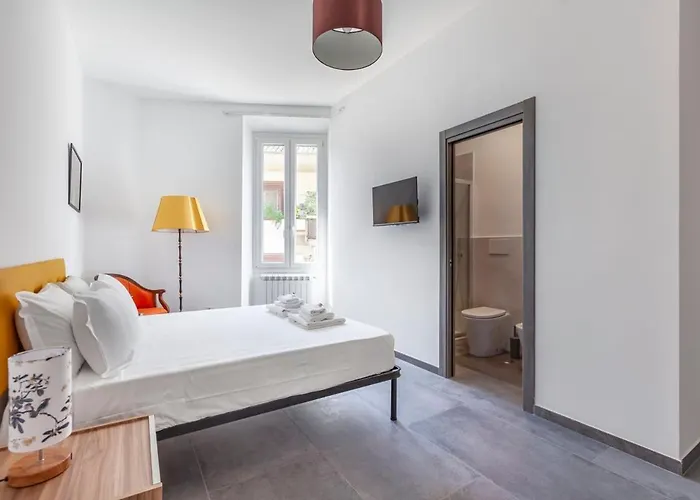 Ponte Milvio 3 Bedroom * Rome