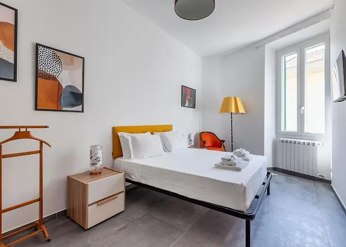 Ponte Milvio 3 Bedroom Appartement *